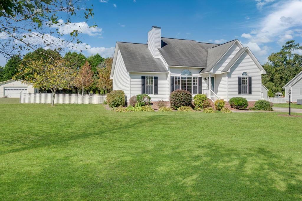 554 Eagles Nest Rd - Photo 2 of 50