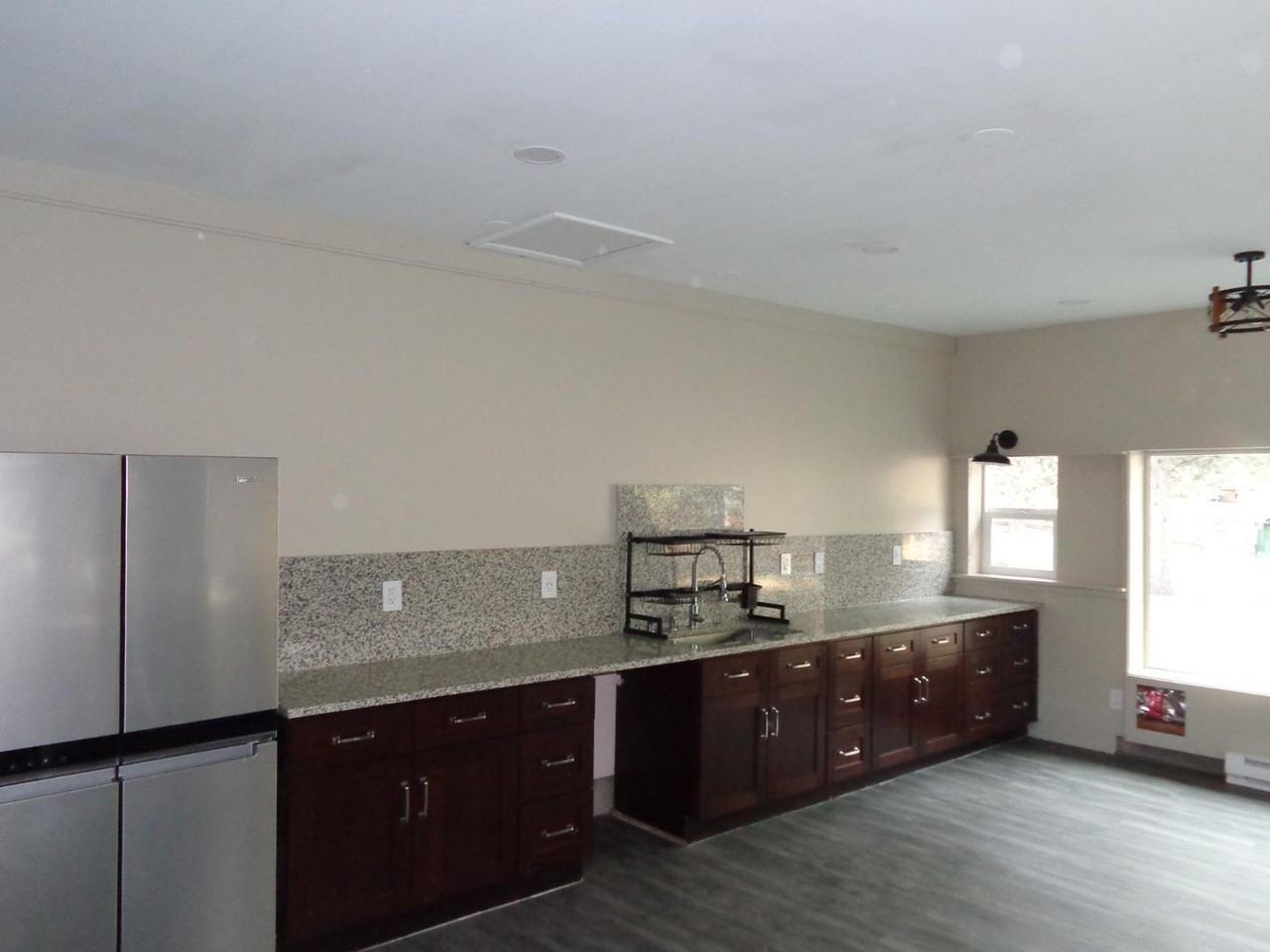 809 Rolling Park Dr - Photo 2 of 26