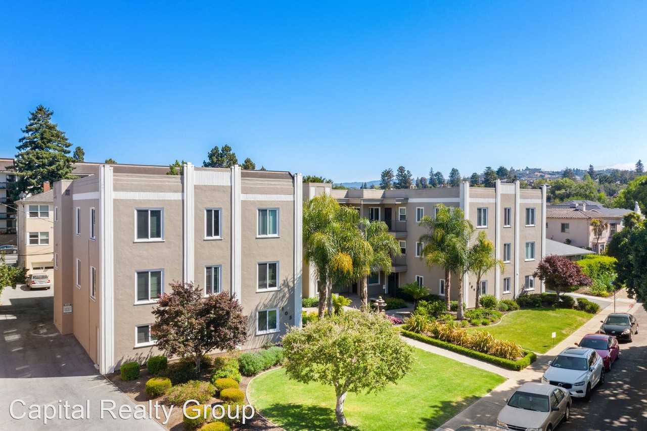 105 Dartmouth - Photo 2 of 16