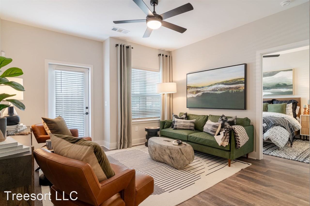 Treesort Luxury Living - Photo 3 of 29