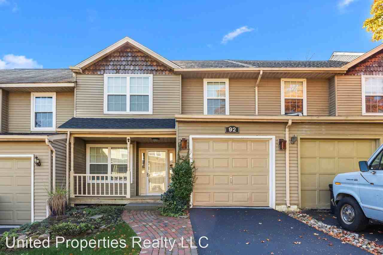 92 Mulberry Dr - Photo 3 of 39