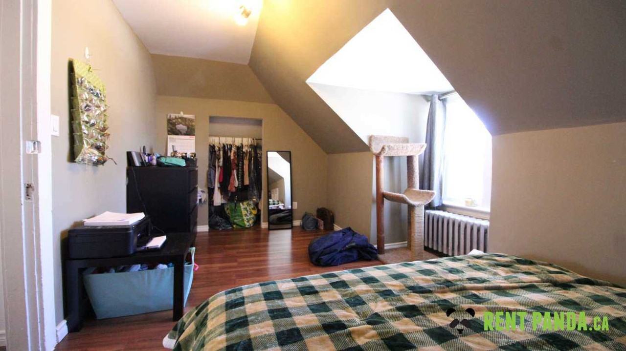 331 - 331 Van Norman St - Photo 3 of 6