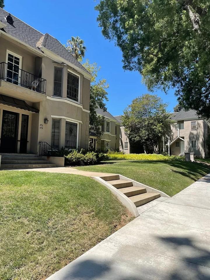 124 N Orange Grove Blvd #124 - Photo 3 of 19