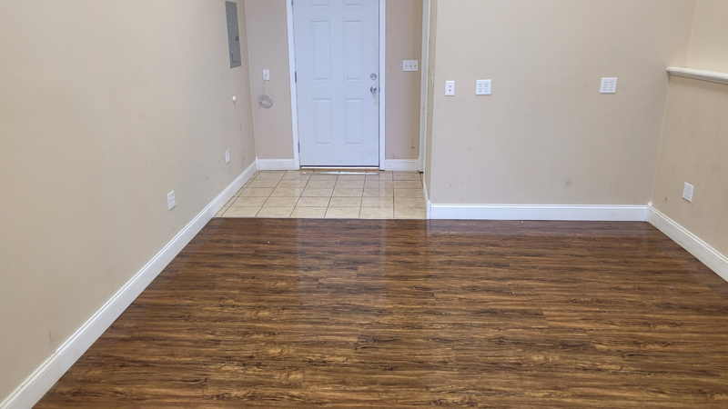 172 S Maple St - Photo 6 of 9