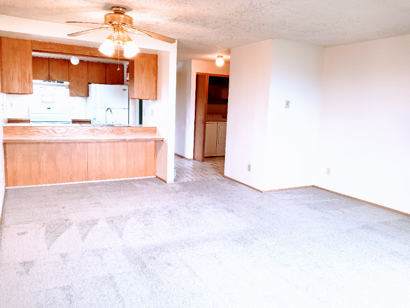 707 Hawthorne St #C1 - Photo 3 of 12