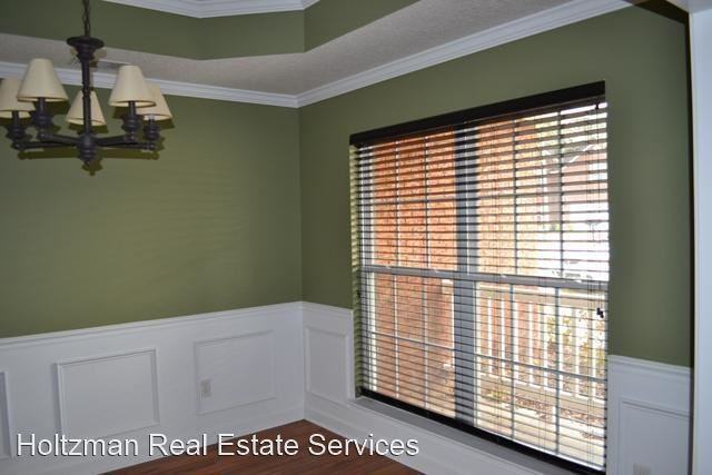 22 Lambert Ct - Photo 3 of 24