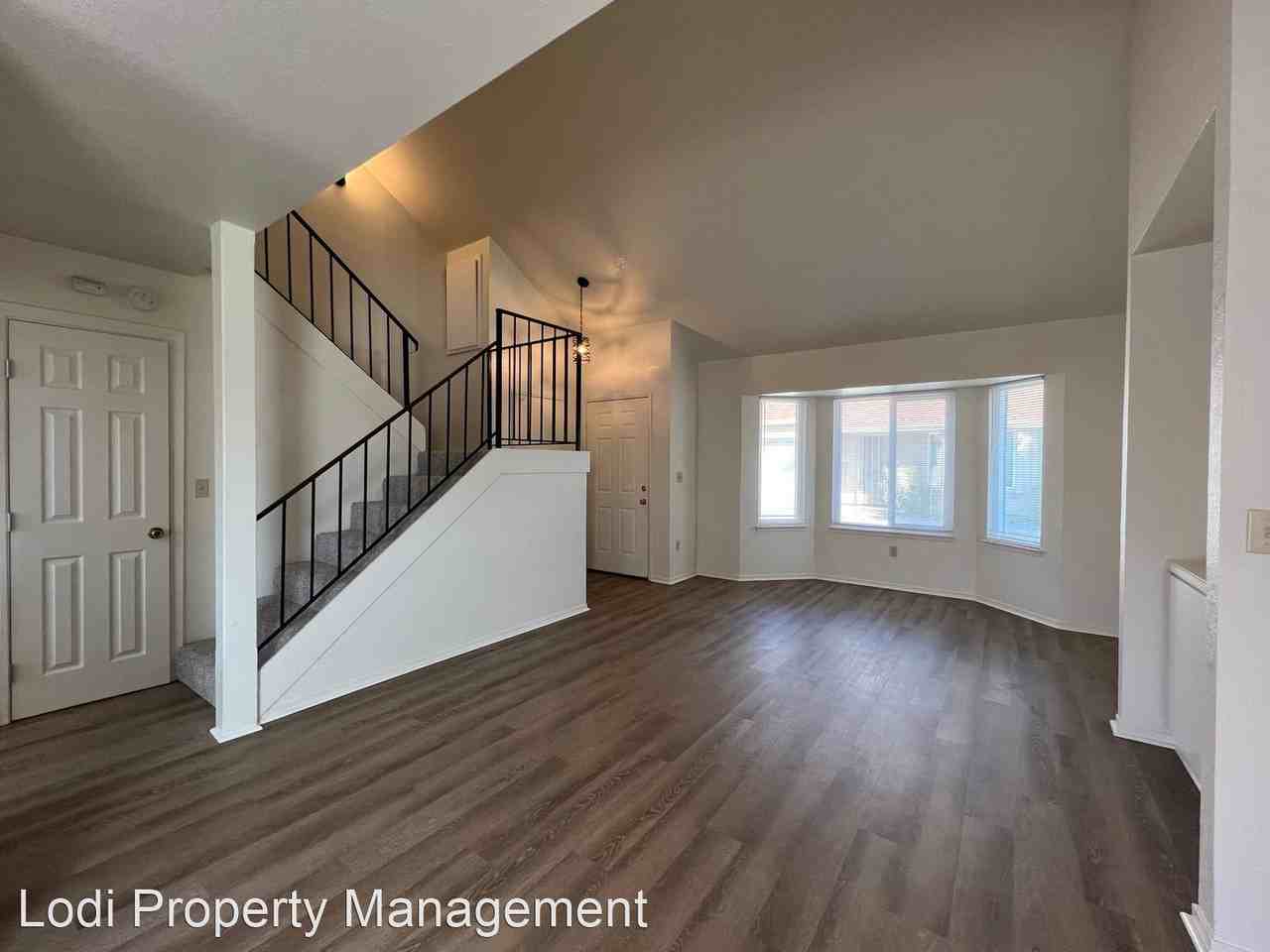 1401, 1403, 1405, 1407 W LOCKEFORD ST - Photo 2 of 36