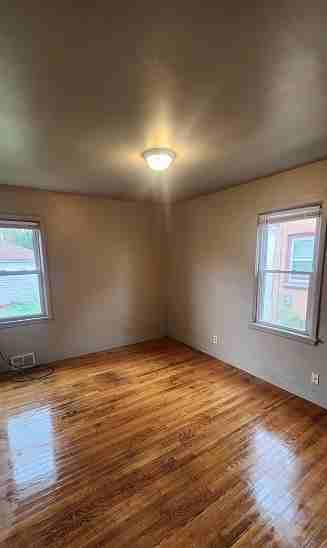 4645-4647 W Fond Du Lac Ave Lowr - Photo 2 of 9