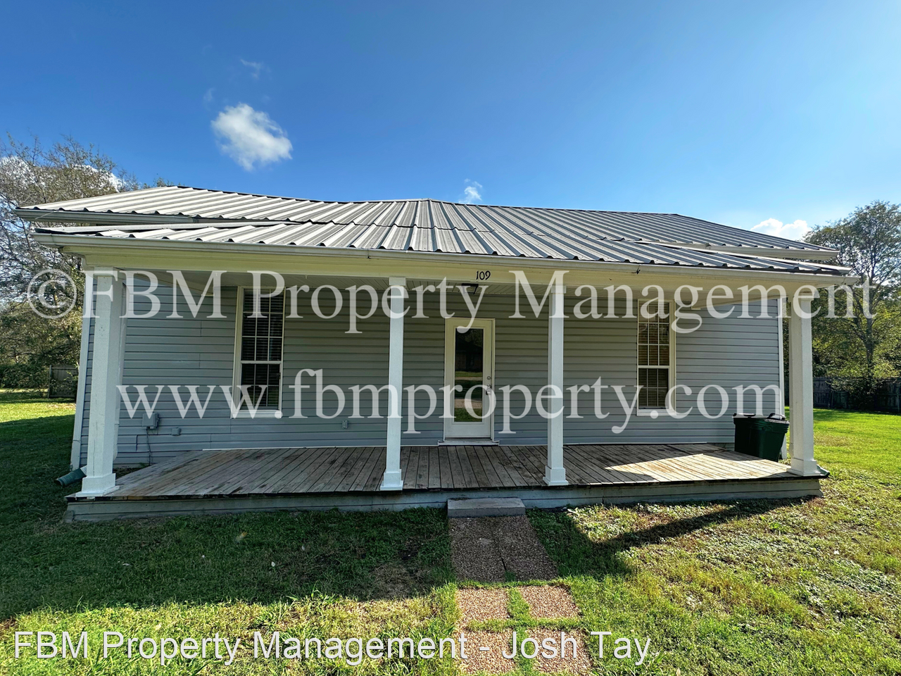 109 E Patrick St - Photo 2 of 24