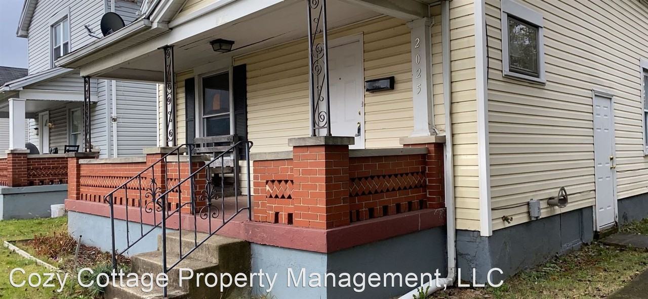 2025 Germantown St - Photo 3 of 43