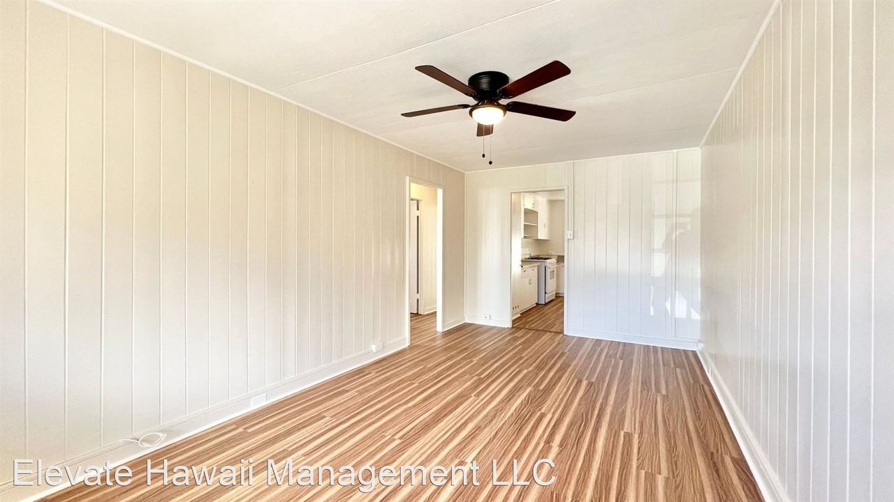 2710 Waiaka Rd - Photo 3 of 15