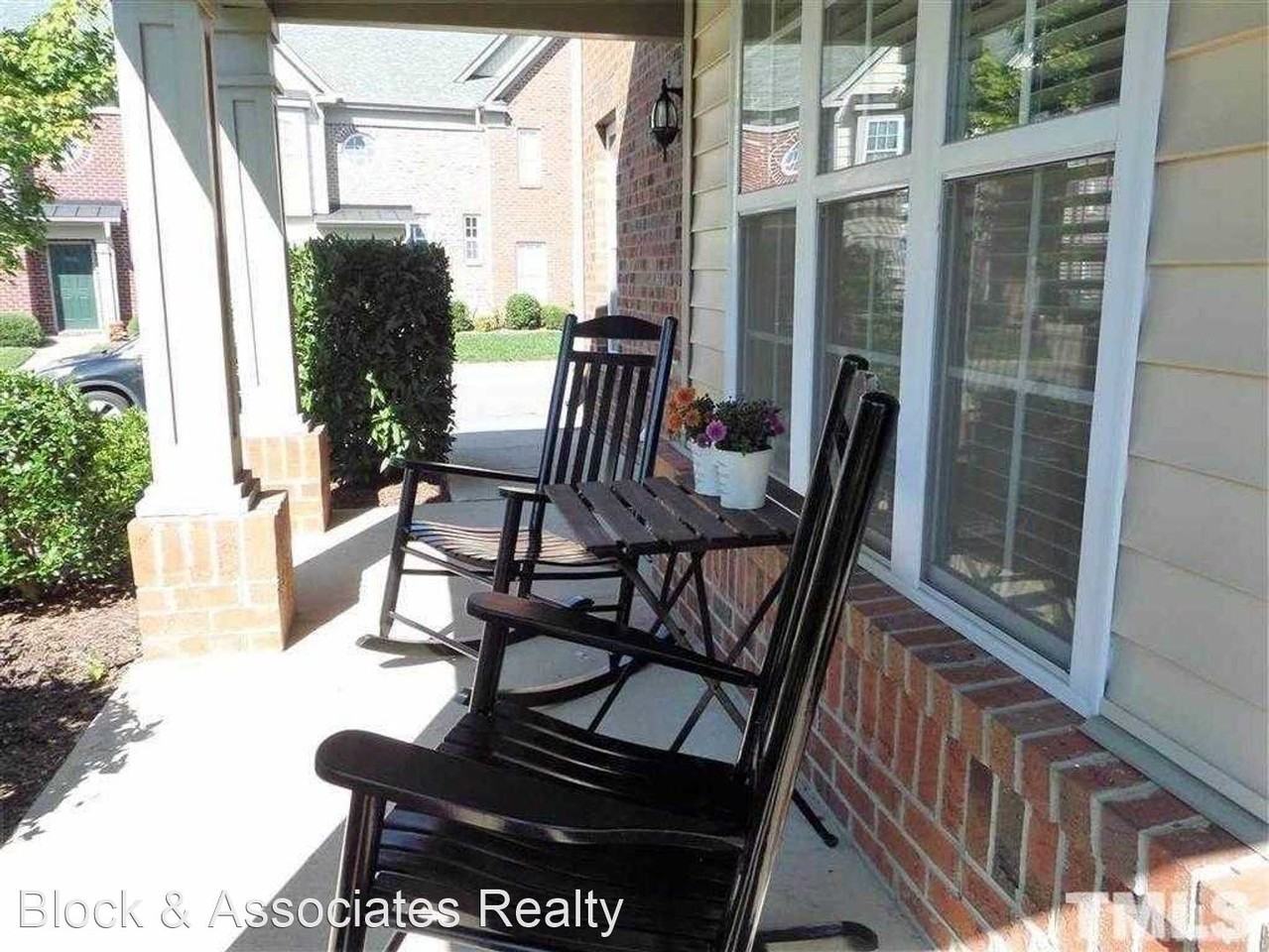 9813 Layla Ave - Photo 2 of 12