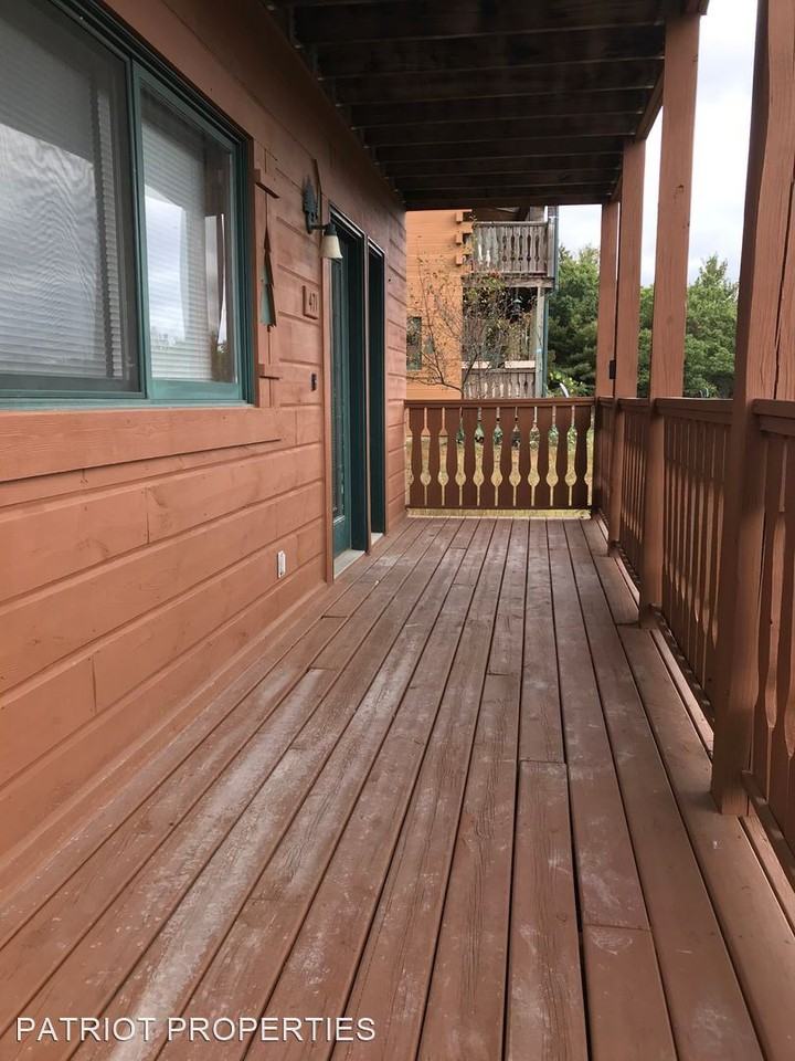 471 Overlook Ct - Photo 3 of 22