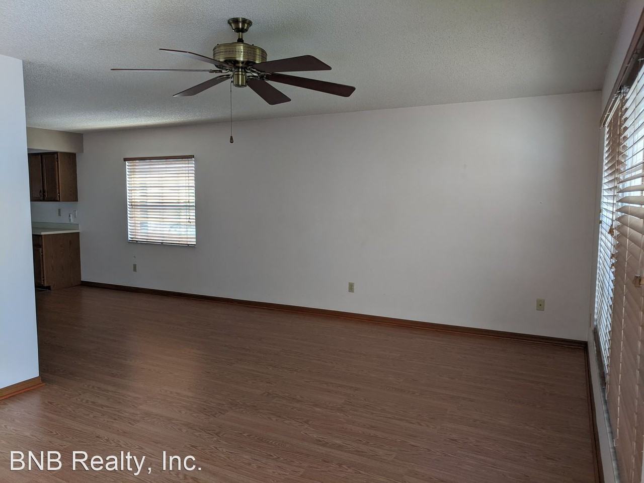 1467 Disston Ave - Photo 2 of 27