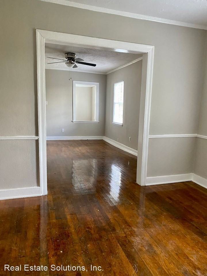 3804 Saint Francis St - Photo 3 of 13