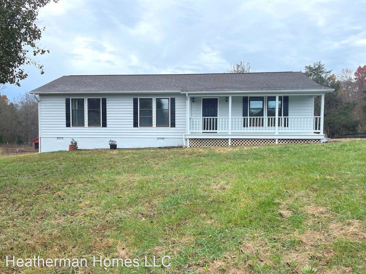 5127 Sumerduck Rd - Photo 3 of 50