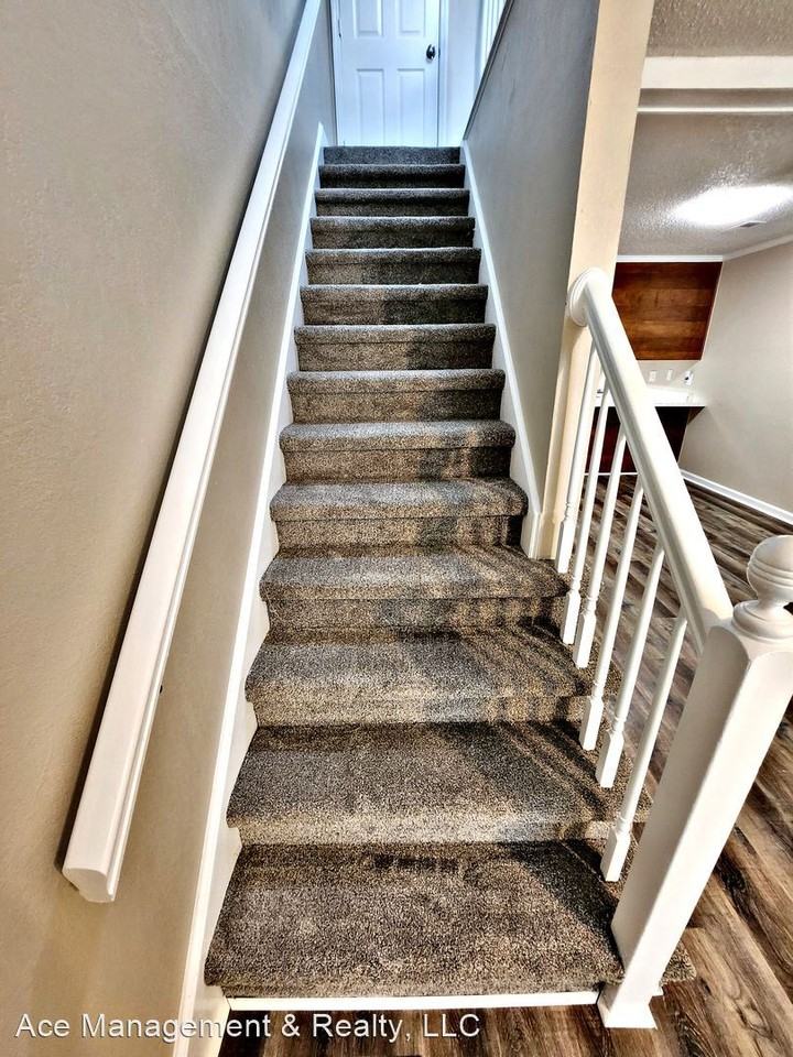 1414,1416,1423,1425 Brookline Ave SW - Photo 2 of 9