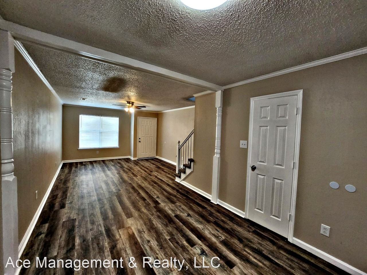 1414,1416,1423,1425 Brookline Ave SW - Photo 3 of 9