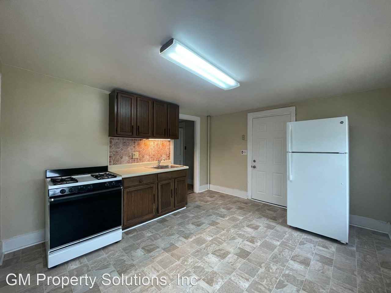 36 & 38 E Orange Street - Photo 2 of 14