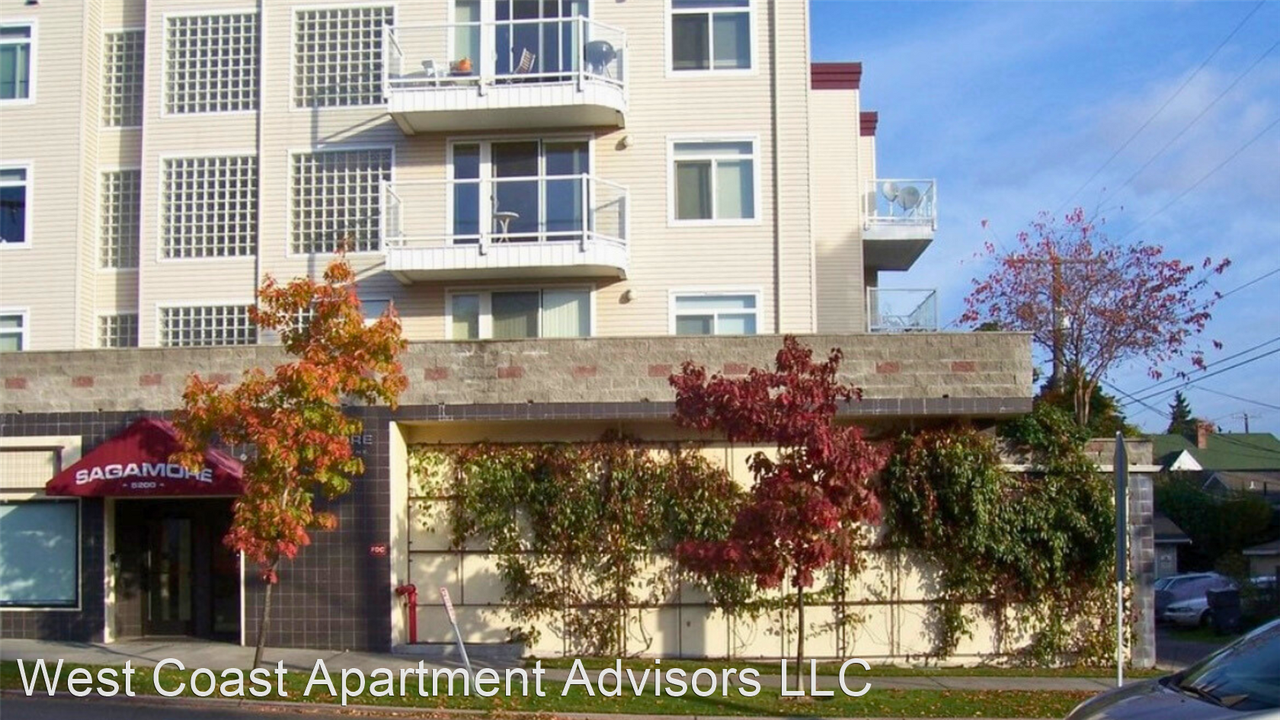 5200 Roosevelt Way NE - Photo 3 of 5