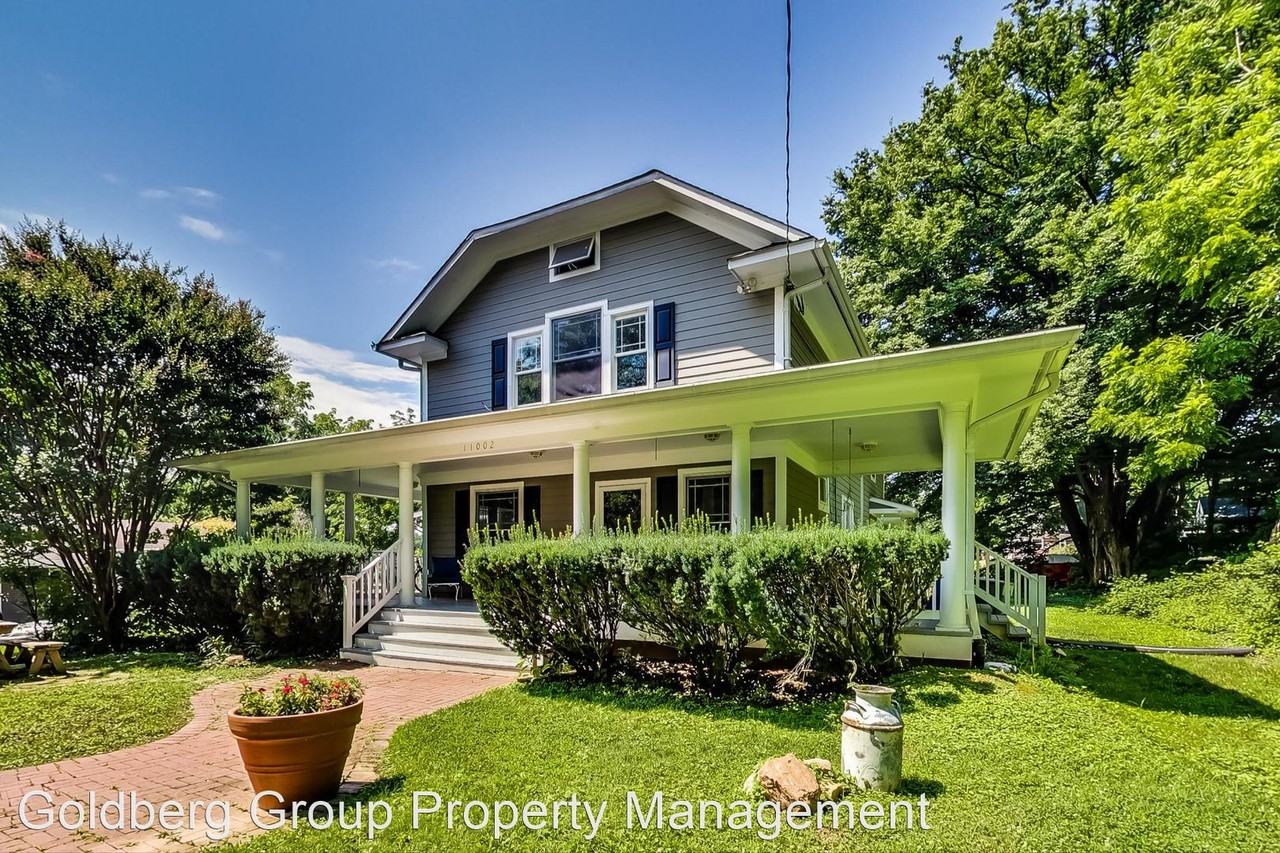 11002 Kenilworth Ave - Photo 2 of 50