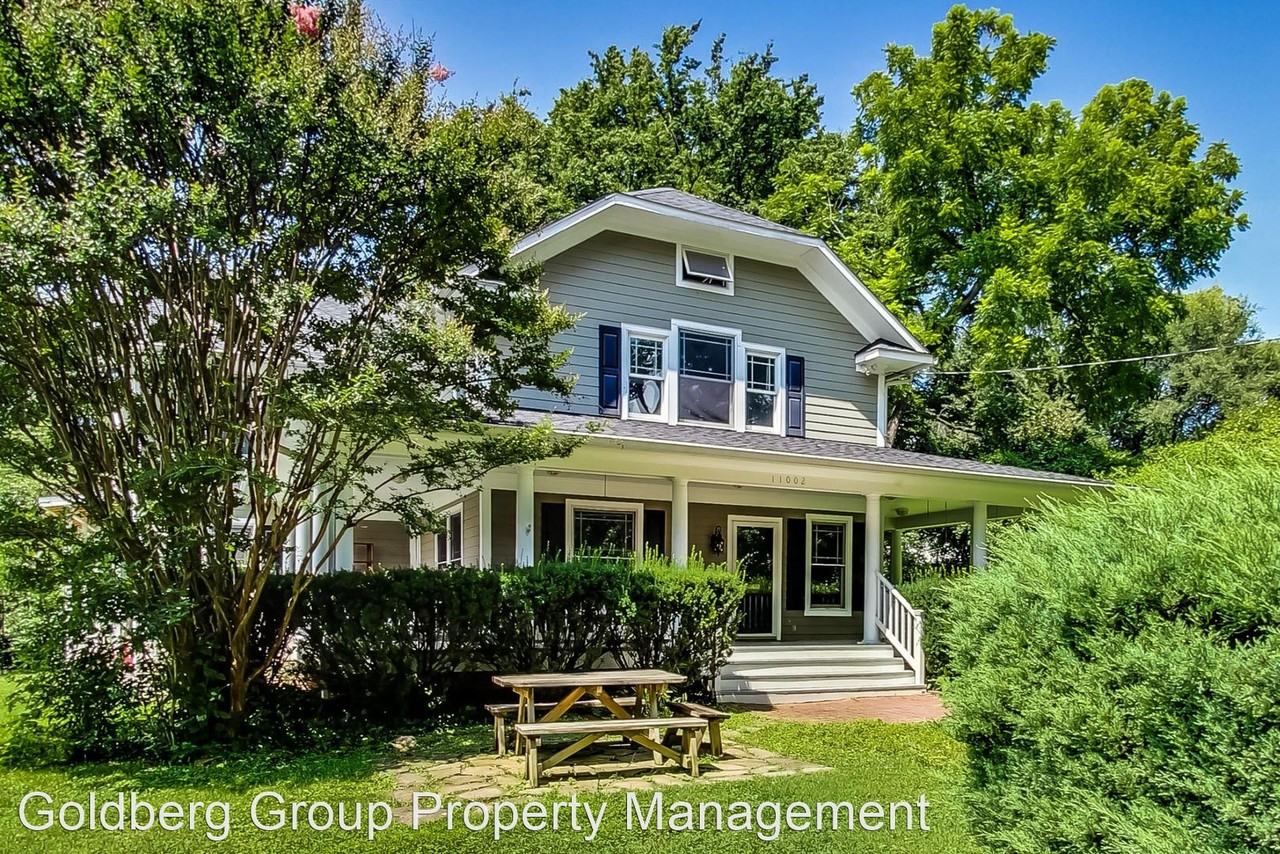 11002 Kenilworth Ave - Photo 3 of 50