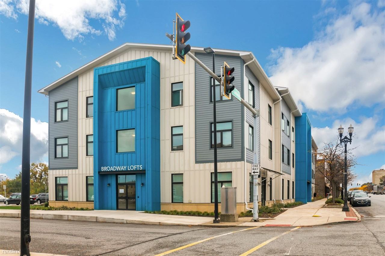 Broadway Lofts - Photo 2 of 13