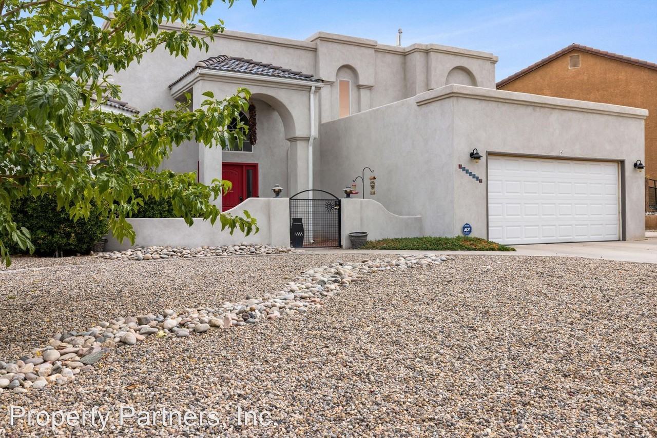 10524 Calle Sombra Nw - Photo 2 of 37