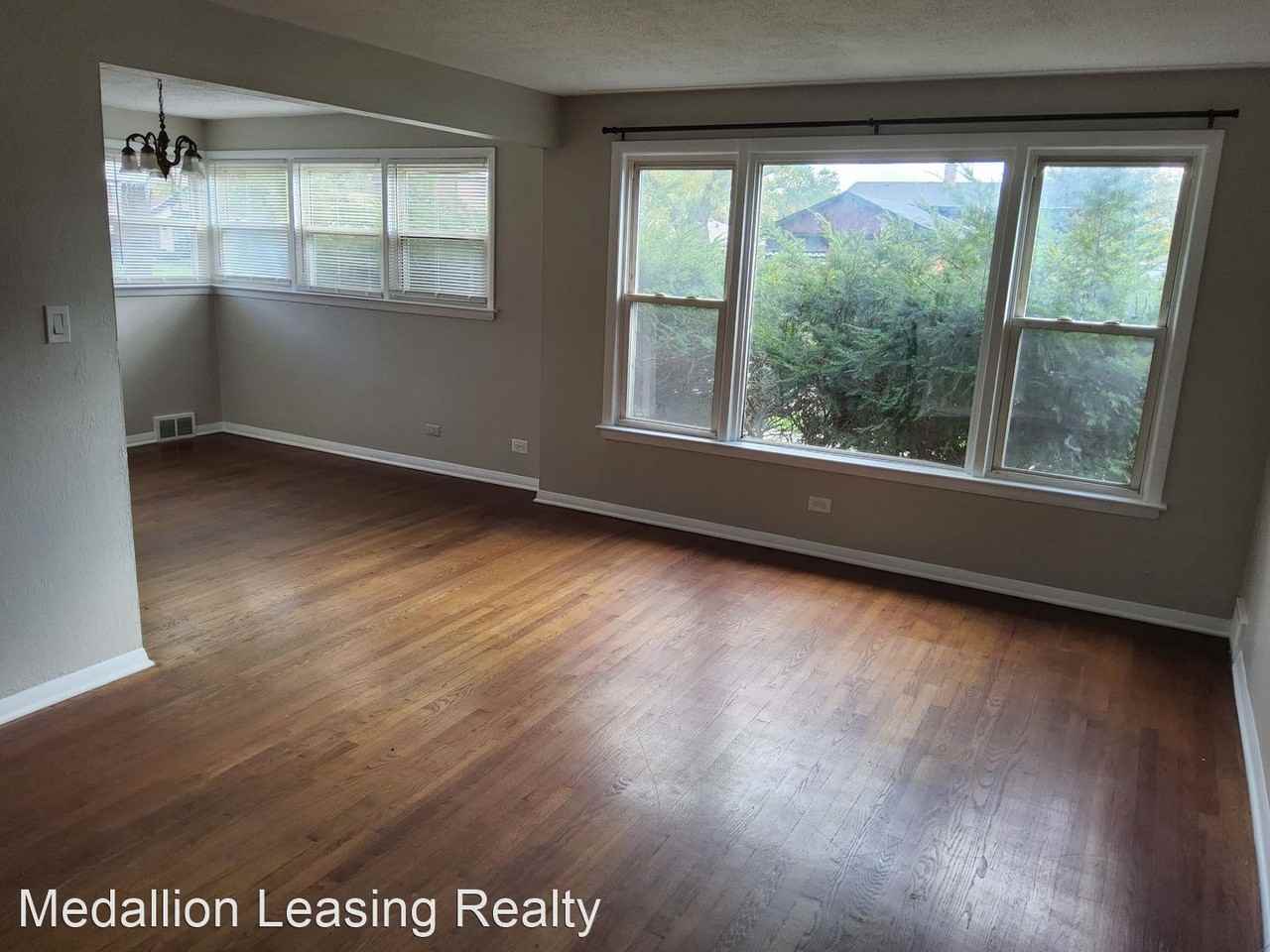 916 W 129th Pl - Photo 3 of 30