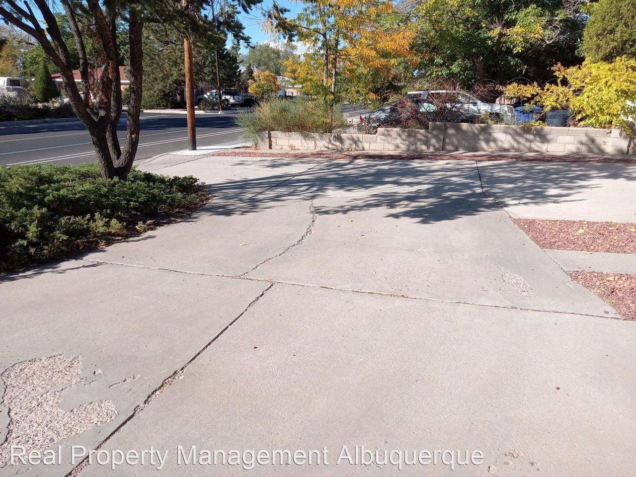 2834 Pennsylvania St Ne - Photo 3 of 28