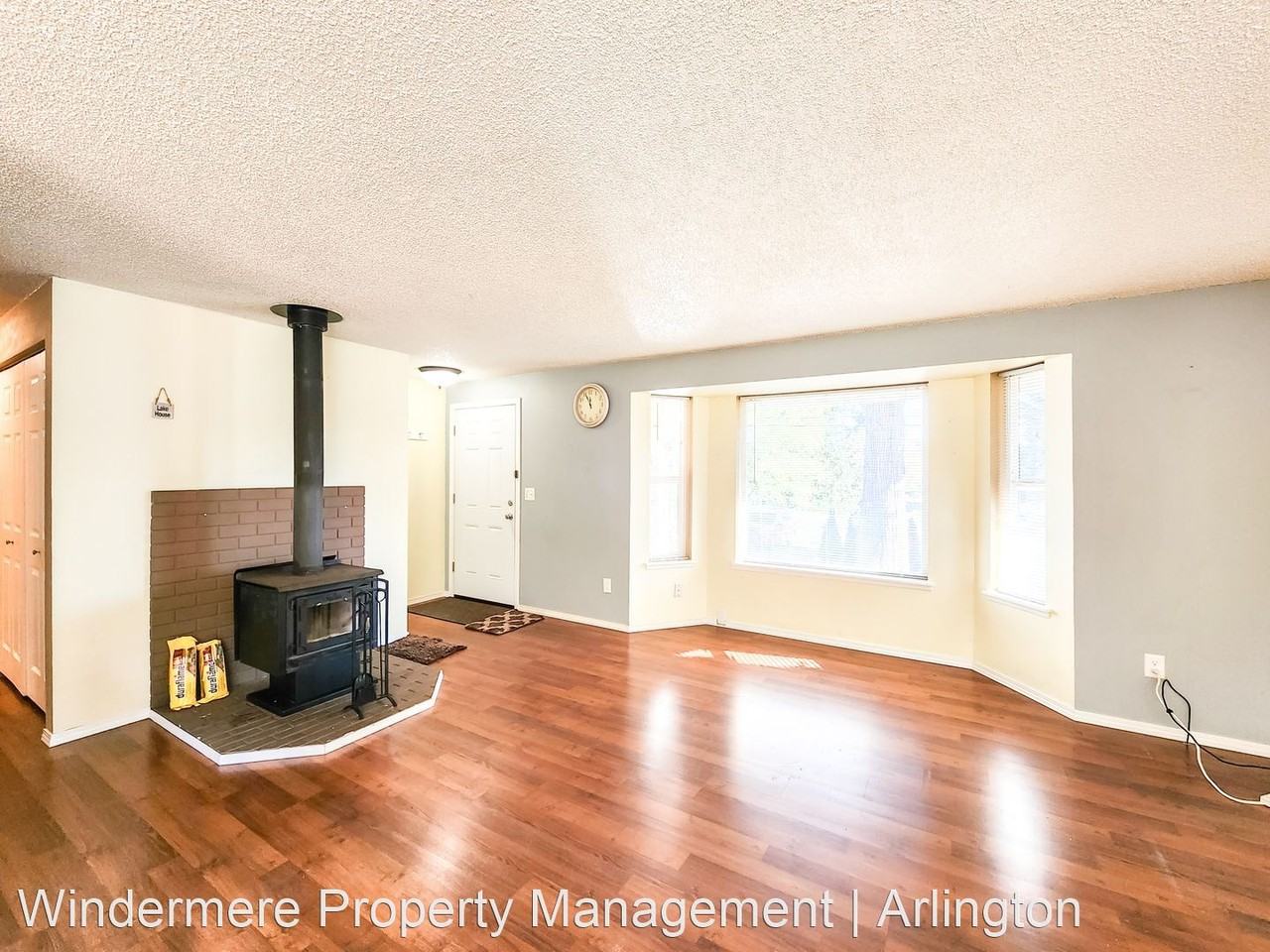 16420 W Lake Goodwin Rd - Photo 3 of 14