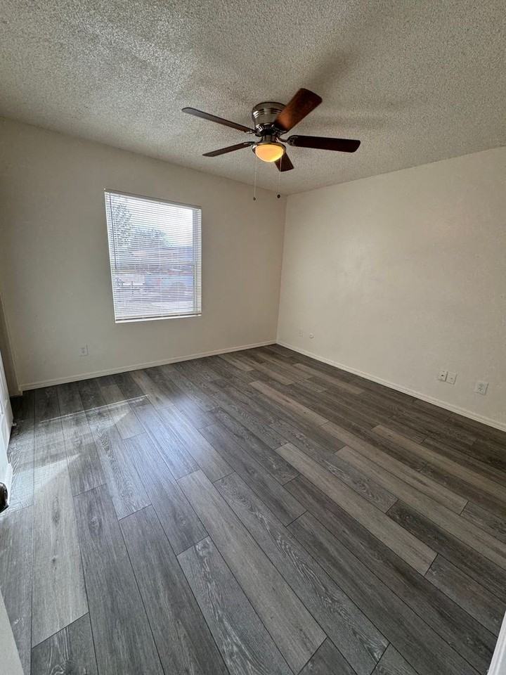 2406 N Grand Ave Apt A, Roswell, NM 88201, USA 2 unit Rentals Zumper