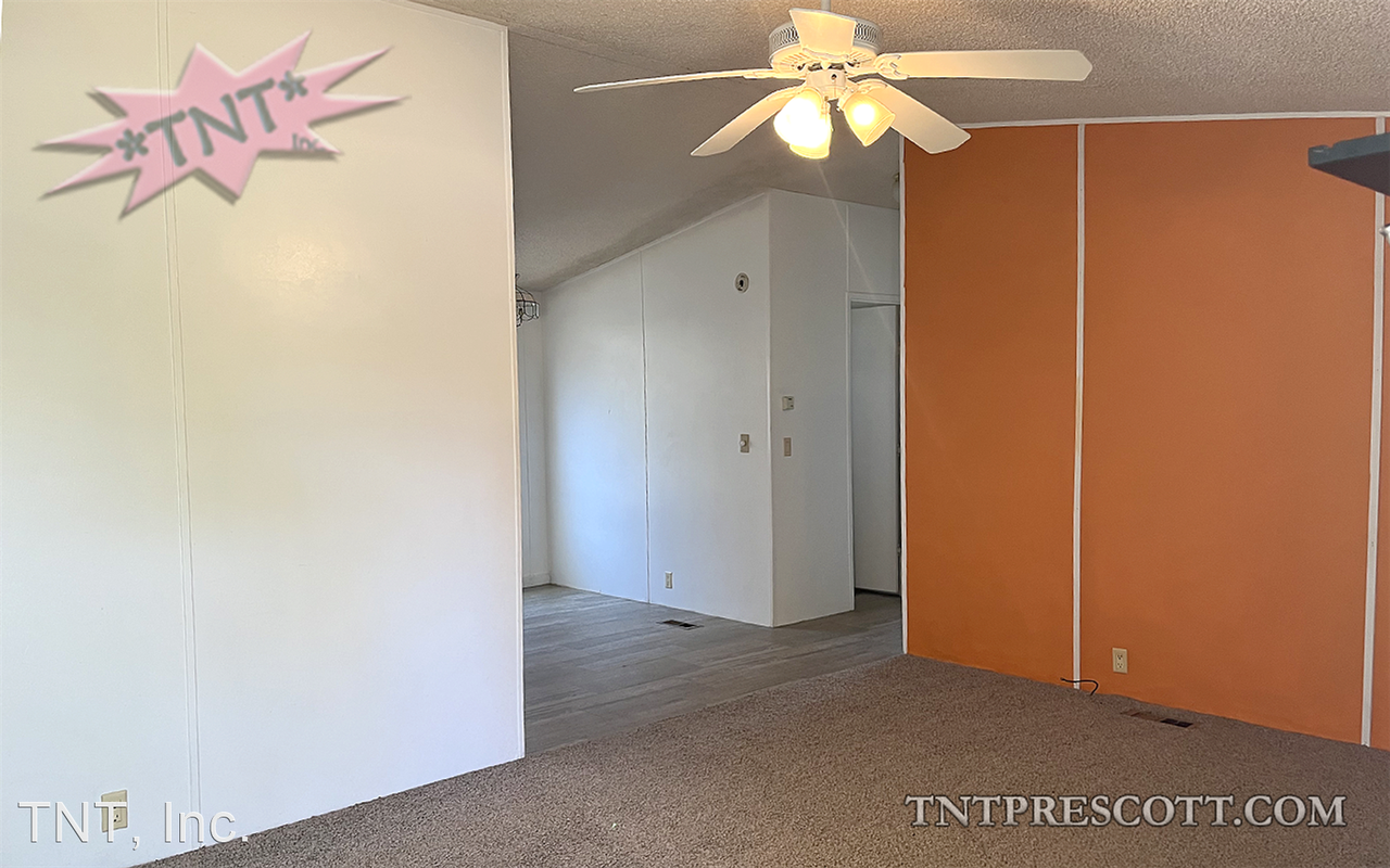 4800 N Ranger Rd - Photo 3 of 14