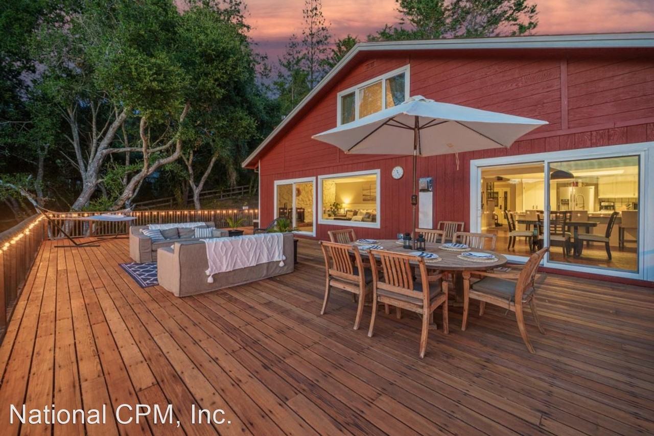 131 Recreation Dr - Photo 3 of 34