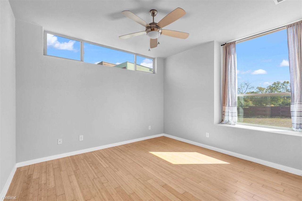 5325 Sendero Hills Pkwy - Photo 3 of 9