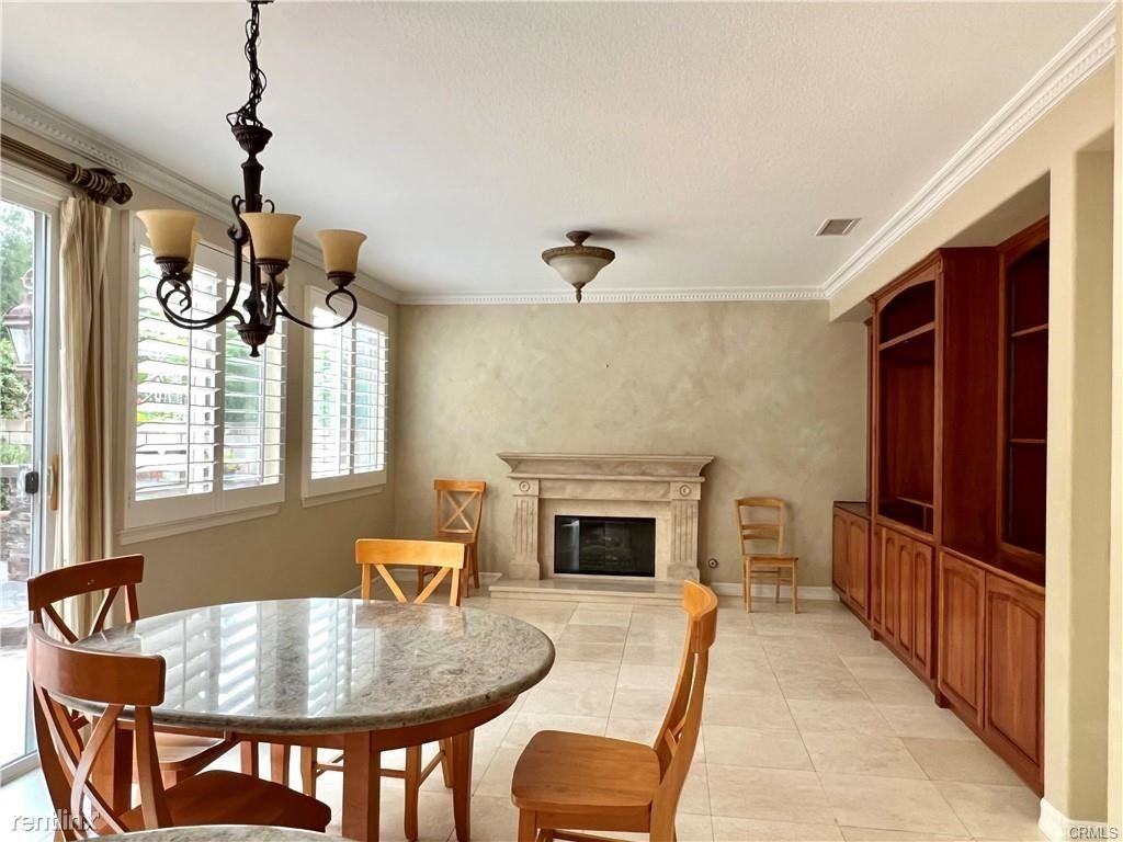 27782 Country Lane Rd - Photo 3 of 10