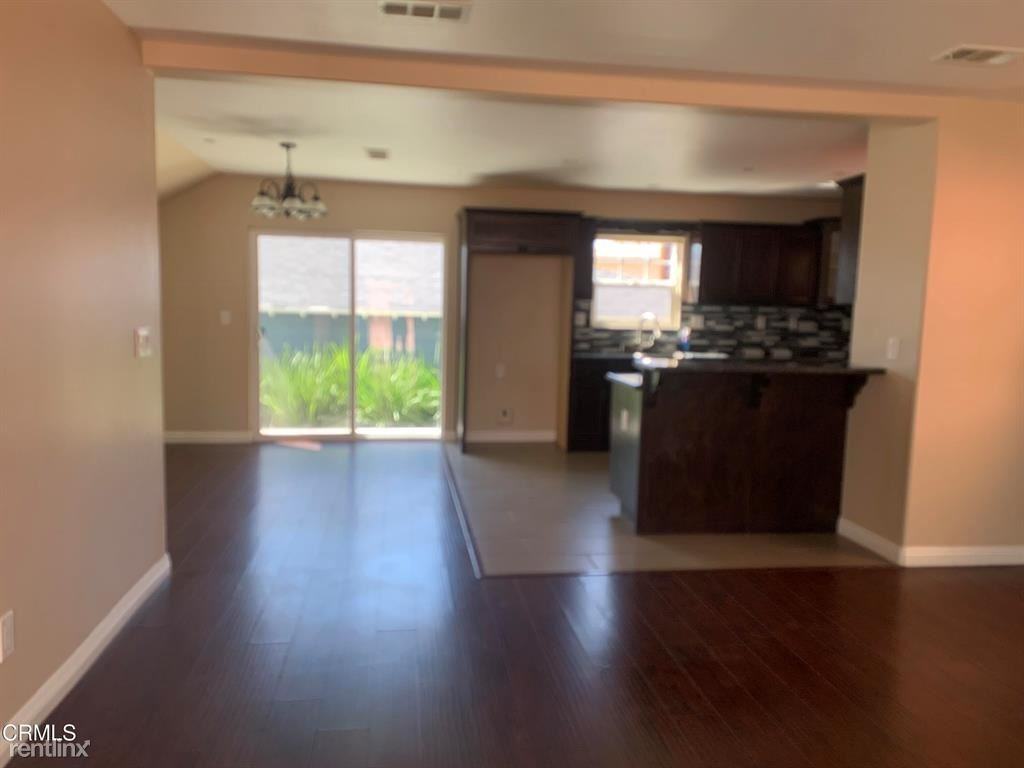 6735 Milton Ave - Photo 2 of 6