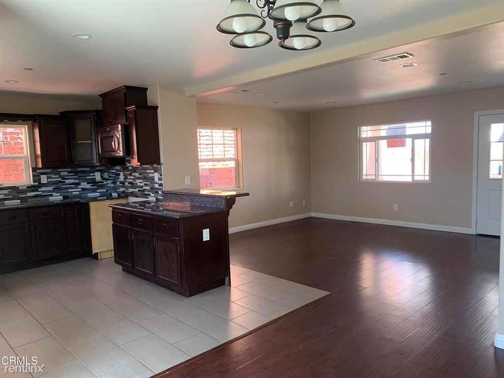 6735 Milton Ave - Photo 3 of 6