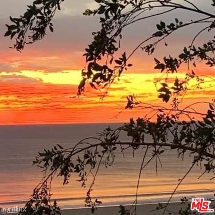 515 Ocean Ave #407S - Photo 2 of 10