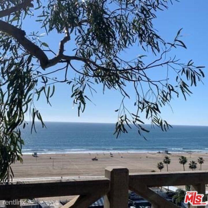 515 Ocean Ave #407S - Photo 3 of 10