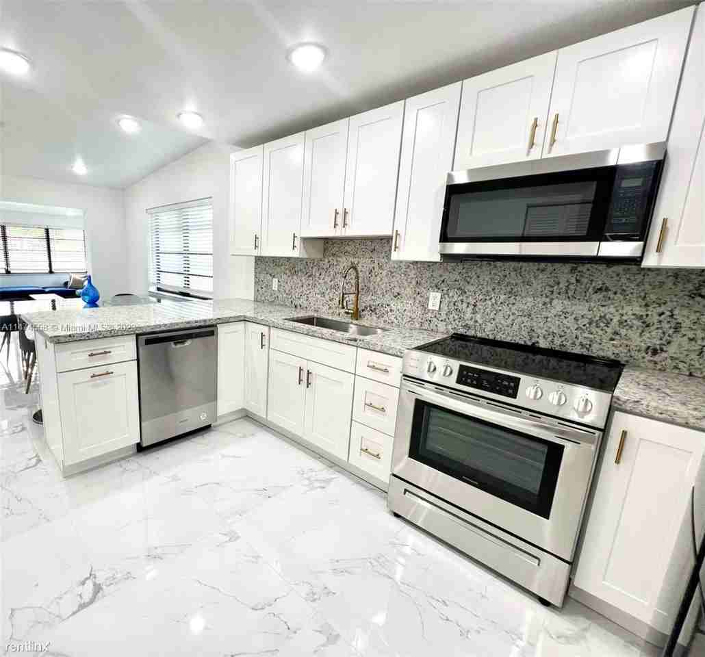 12805 Nw 6th Ave - Photo 2 of 15