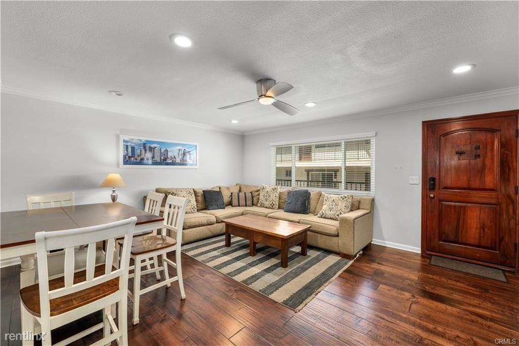644 Manhattan Beach Blvd #8 - Photo 2 of 10