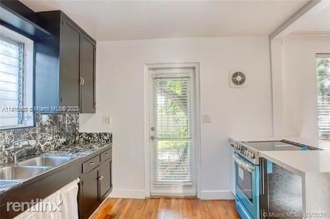 1247 Alton Rd - Photo 3 of 8