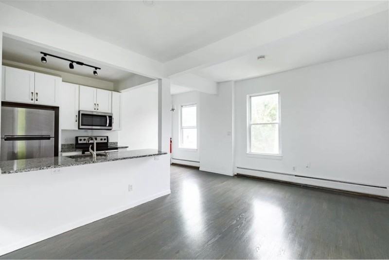 144 Union St - Photo 3 of 10