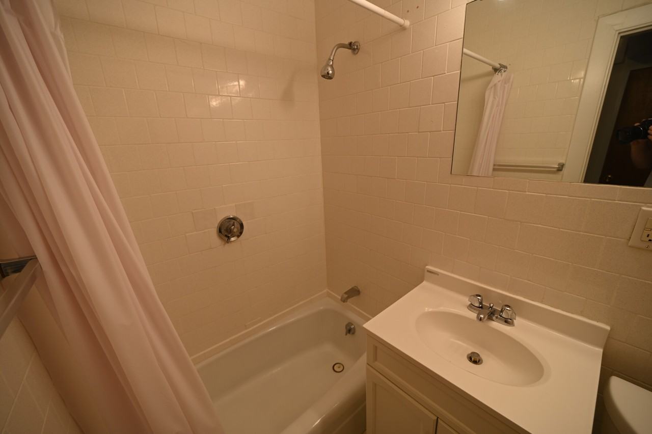 1223 Beacon St #216 - Photo 4 of 6