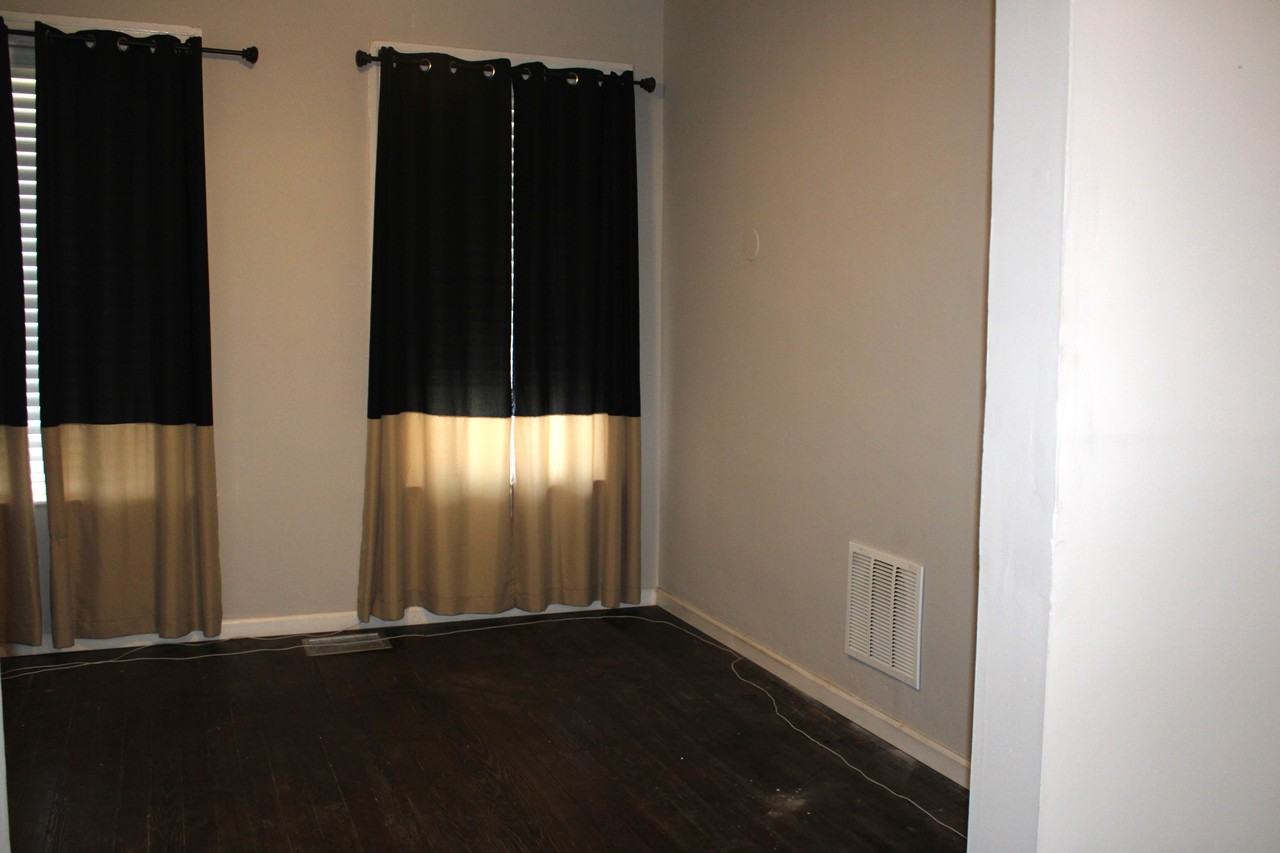 520 Park Ave - Photo 2 of 12