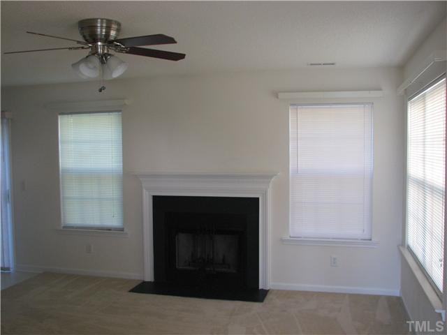 7317 Brighton Hill Ln - Photo 3 of 7