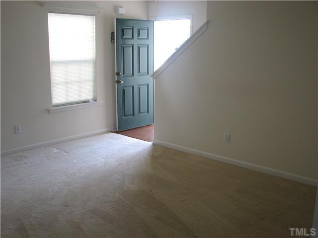 7317 Brighton Hill Ln - Photo 4 of 7