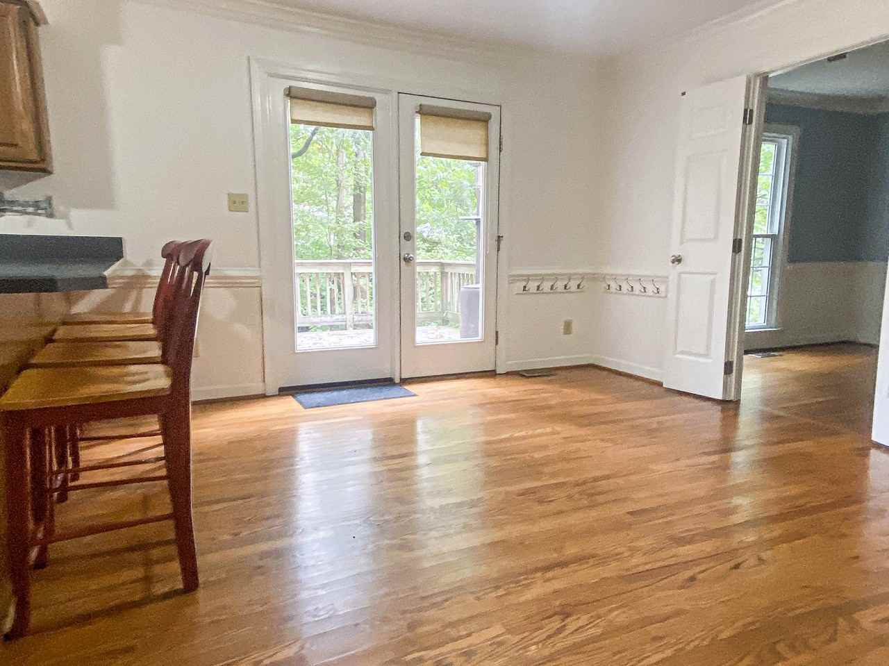 8104 Mourning Dove Rd - Photo 4 of 15