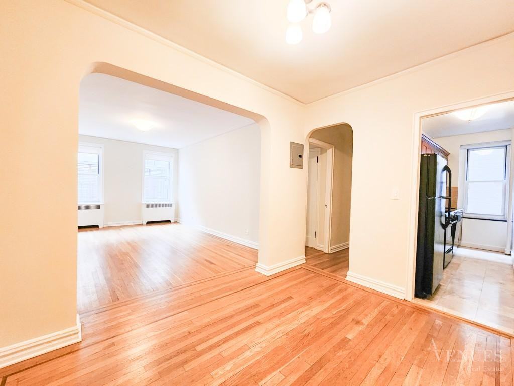 W 18th St 4HH, New York, NY 10011 2 Bedroom Apartment for 4,500/month
